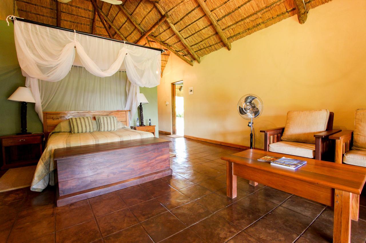 Kumbali Country Lodge Лілонґве Екстер'єр фото